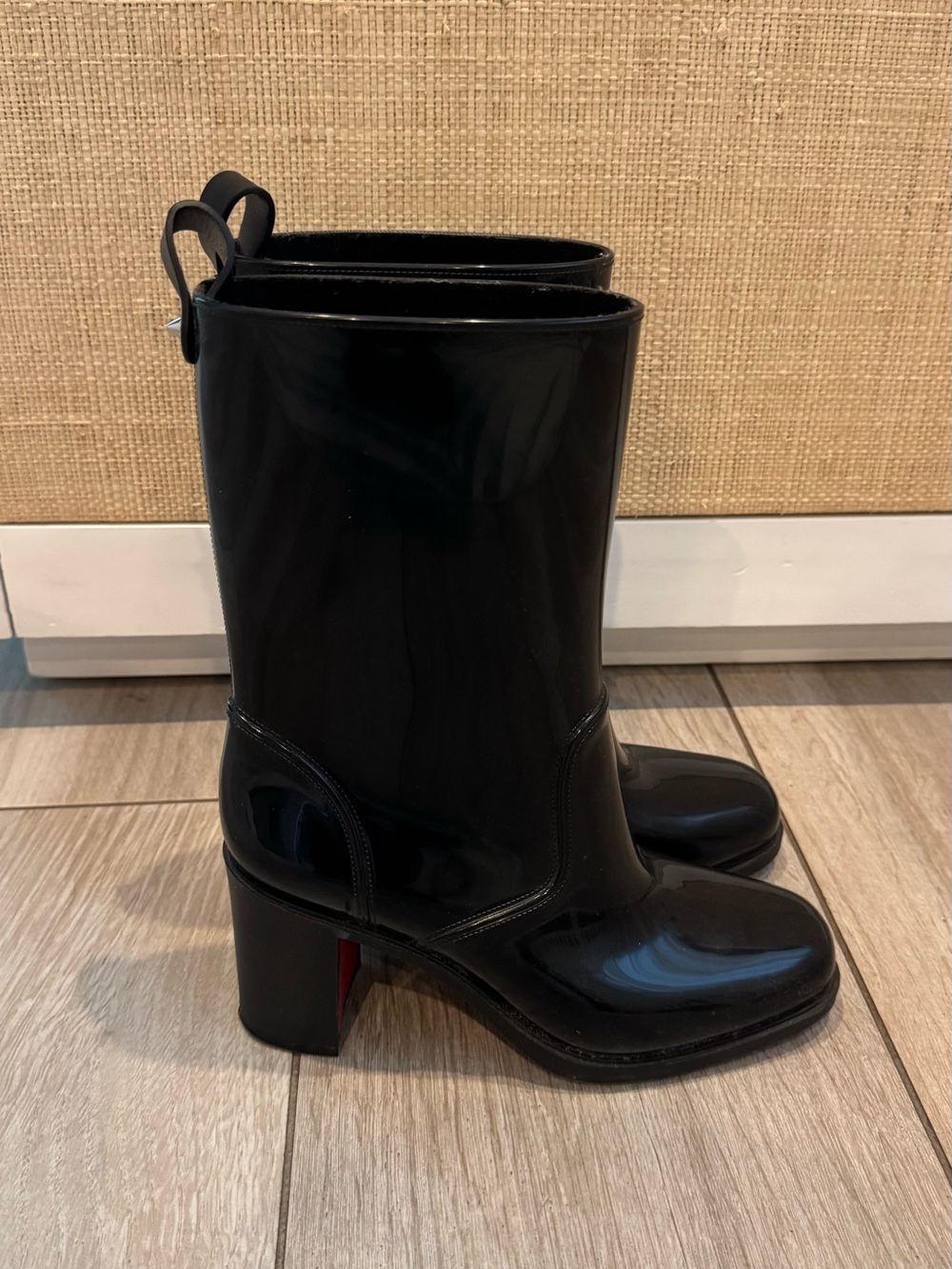 CHISTIAN LOUBOUTIN - Women’s Patent Block Heel Rain Boots - 39